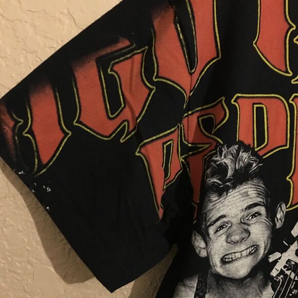 Red Hot Chili Peppers Band Tee Members All Over Print T-Shirt Large - Picture 3 of 6